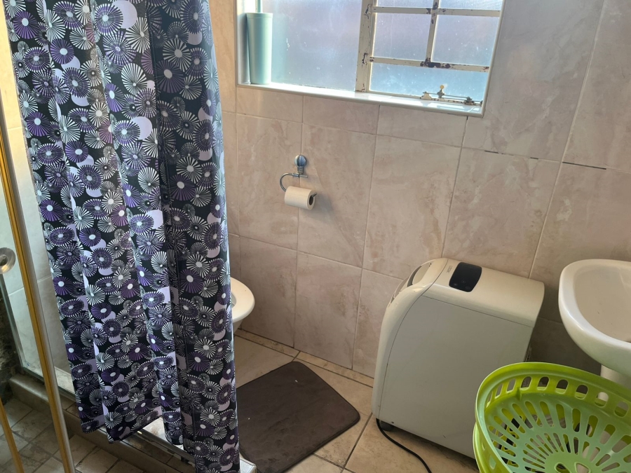 To Let 3 Bedroom Property for Rent in Waterval East North West